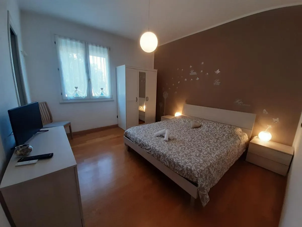 Villa Garden Lodge Desenzano del Garda Italia