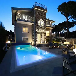 Bellavista Exclusive Desenzano Jacuzzi Piscina Vista Bed & Breakfast
